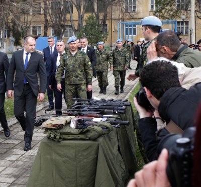 Президентът удостои офицери с висши военни звания 