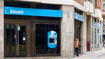 Петата по активи банка в Испания отказа да се продаде на втората