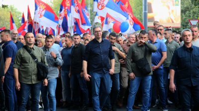 Проправителствени митинги в близо 130 селища в Сърбия