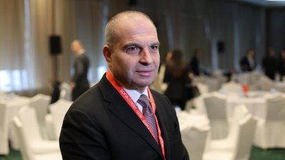 Гроздан Караджов: Искаме да запазим пощите