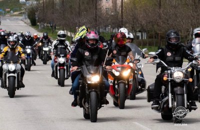Мотористи се събират на нощно каране в София тази вечер