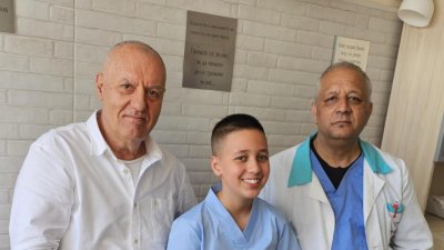 Мечтите са безплатни и трябва да се сбъдват: Петокласник стана ортопед