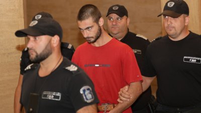 Оставиха в ареста Даниел Терзиев, дерайлирал трамвай в София