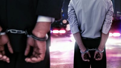 Двама братя са арестувани в София за наркотици и боен арсенал