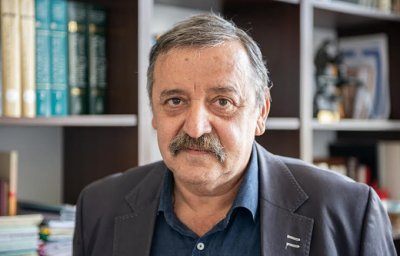 Проф. Тодор Кантарджиев предпреди: Ваксините срещу грип ще свършат, от сега си вземете!