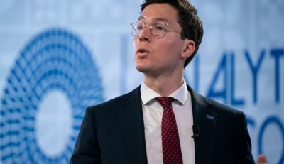 МВФ: Вдигайте осигуровките и имотните данъци