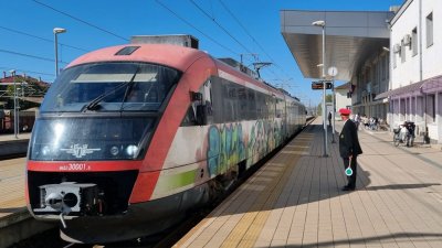БДЖ: 110 минути закъснение на бързия влак София-Варна