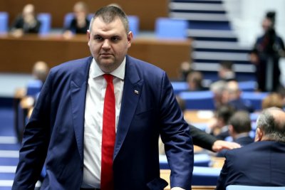 Пеевски с остро писмо до премиера! Иска спешни мерки за безводието
