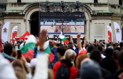 Посрещаме тържествено волейболните герои в София