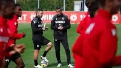 ЦСКА проведе първа тренировка с новия си наставник Христо Янев