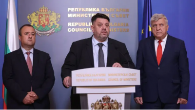 Зафиров поиска 3,7 млрд. лв. за справяне с водната криза 