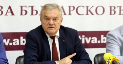 Румен Петков: Фон дер Лайен ни постави на фронтовата линия 