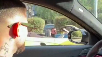 Кеф цена няма: Константин пелтечи по телевизиите, горчиво се разкайва за гонката с Емрах
