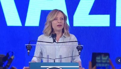 Мелони: Да бъда сравнявана с Чарли Кърк е повод за гордост за мен
