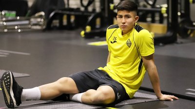 Ролята на спортните академии в подготовката на млади футболисти за КПЛ