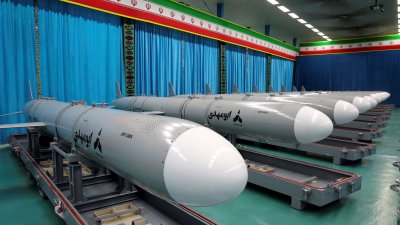 Иран готов да увеличи обсега на своите ракети