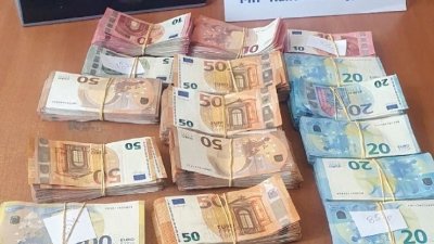 Недекларирана валута за близо над 100 хил. евро задържаха на „Капитан Андреево“