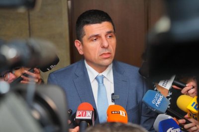 ДБ внася сигнал до прокуратурата за корупция по високите етажи на ДАИ
