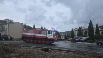Отстраняват се щетите, нанесени от обилните валежи от дъжд и сняг из страната