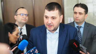 ДСБ за Плевен: В кризи най-много се краде 