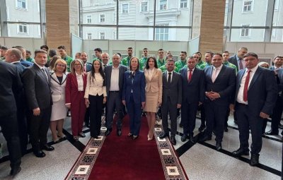 Народът в потрес: Депутатите засенчиха героите
