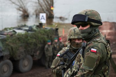 Полша с важно решение за отбраната си