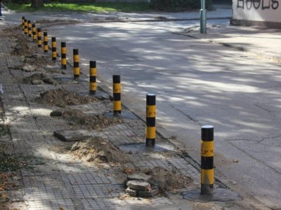 ДаБг подаде сигнал до прокуратурата за незаконните антипаркинг колчета