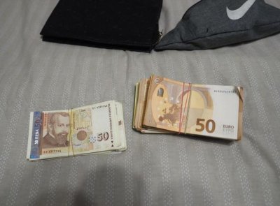 Над 20 000 евро евро за купен вот: Полицията удари схема в Пазарджишко (СНИМКА)