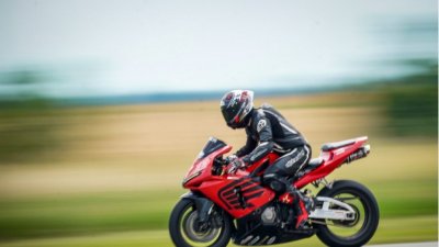 15-годишен подкара нерегистриран мотор в Еленско