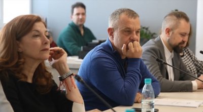 СЕМ послуша Кошлуков, отхвърли отчета му, подканиха го да подаде оставка 