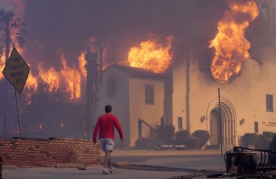 Арестуваха 29-годишен, заподозрян в адския пожар в Лос Анджелис 