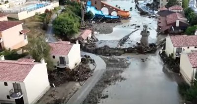 Хората вече имат достъп до домовете си в "Елените"