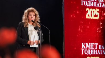 ПИРУЕТИТЕ ЗАПОЧНАХА: Двойката Йотова-Радев загравя за трети мандат на "Дондуков" 2