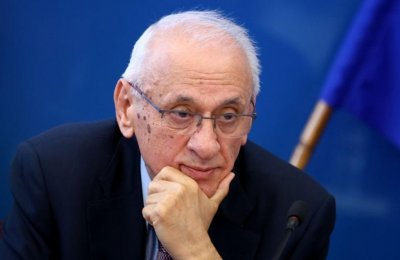 Здравният министър зарадва младите лекари, работи по техните заплати