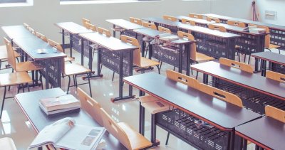 Хиляди ученици минават на онлайн обучение 