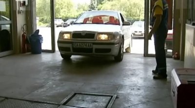 Стикерите за преминат технически преглед на автомобилите ще бъдат заменени