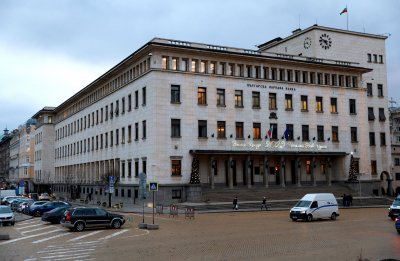 Заради присъединяването ни към еврозоната: БНБ купи над 2 тона злато