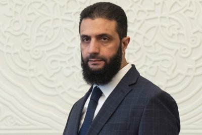 Временният сирийски президент пристигна в Москва