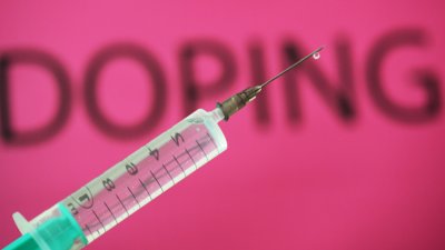 Санкционираха двама наши спортисти заради допинг