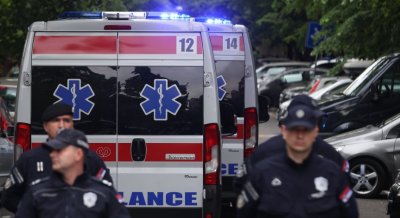 Трима загинали и 35 ранени при тежка автобусна катастрофа в Сърбия