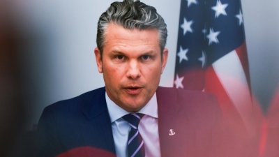 Хегсет се репчи: Русия да плати за войната в Украйна, ако тя не приключи