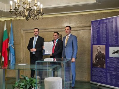 Терзиев: Улици в "Дружба" ще носят имената на летците от Шести авиополк 
