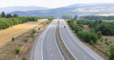 Променят временно движението по участък от АМ „Струма“ в област Перник