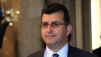 Евродепутат: Радев идва от епруветката на генерал Решетников