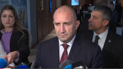 Радев: Управляващите направиха цирк, поднасят ни данайски дарове 