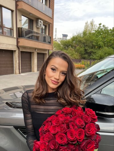 Новата глава в живота на Дениз Хайрула започва с усмивка