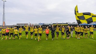 Мечтите са безплатни! Тим от рибарско селце стана шампион на Швеция!