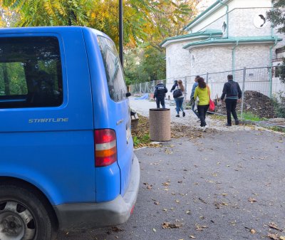 Дядото който изплаши хората в Бургас намерен мъртъв на ограда