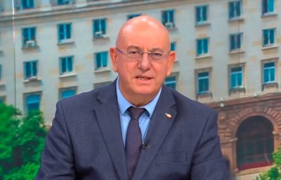 Ревизоро: Ако Борисов беше премиер, нямаше да го има "театрото" от тази седмица