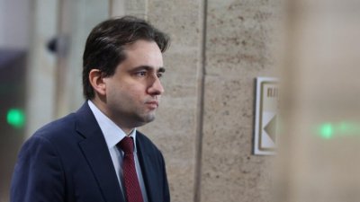 Божанов допусна, че Рая Назарян ще смени Наталия Киселова на поста